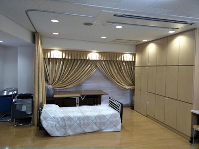 护士是给人幸福的职业(看�は人に幸せな仕事だ)