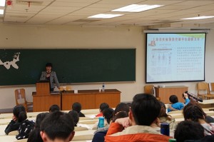“上善若水,厚德载物――护理名家讲坛”系列讲座在趣博开讲